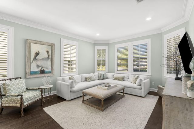 1007 Emerald Bay Drive, Destin, FL 32541