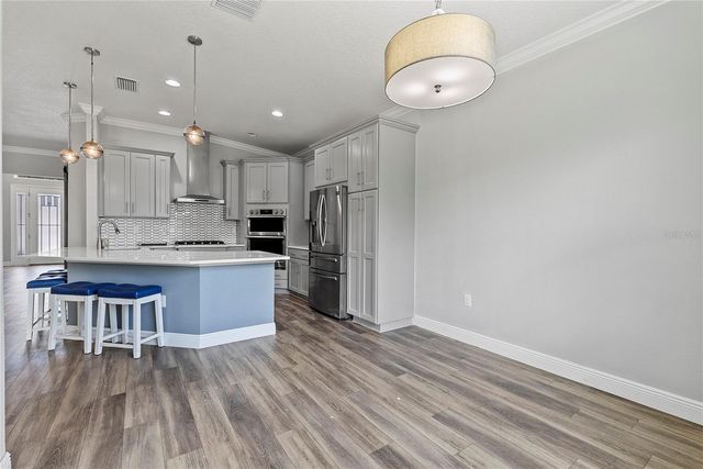 8113 BRIDGEPORT BAY CIRCLE, Mount Dora, FL 32757