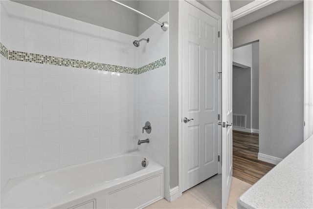 8113 BRIDGEPORT BAY CIRCLE, Mount Dora, FL 32757