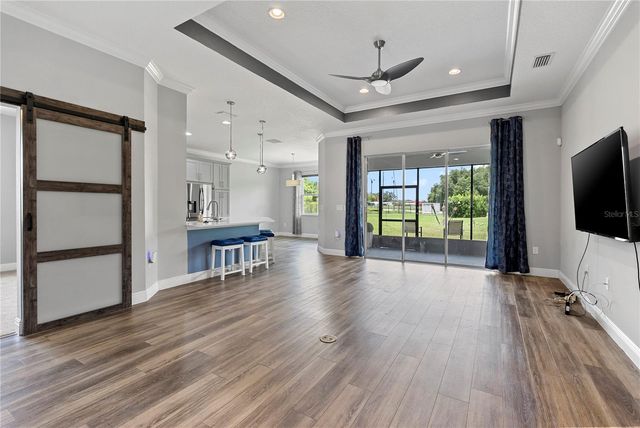 8113 BRIDGEPORT BAY CIRCLE, Mount Dora, FL 32757
