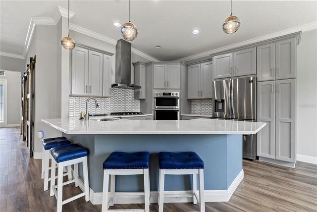 8113 BRIDGEPORT BAY CIRCLE, Mount Dora, FL 32757