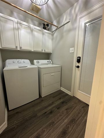 10310 Redwood Drive, Baytown, TX 77523