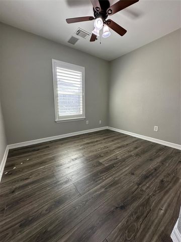 10310 Redwood Drive, Baytown, TX 77523