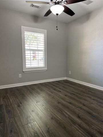 10310 Redwood Drive, Baytown, TX 77523