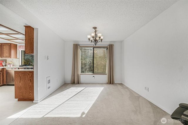 15255 206th Avenue SE, Renton, WA 98059