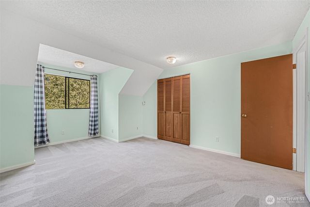 15255 206th Avenue SE, Renton, WA 98059