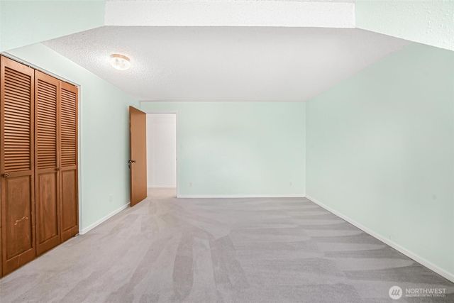 15255 206th Avenue SE, Renton, WA 98059