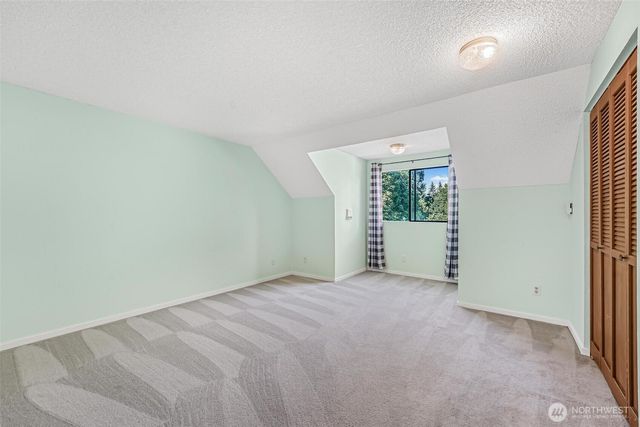 15255 206th Avenue SE, Renton, WA 98059