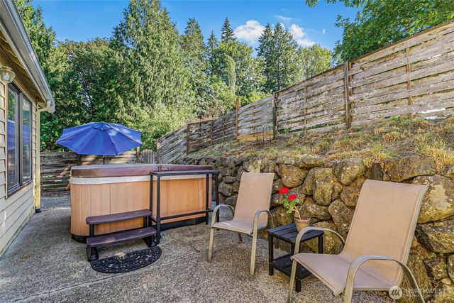 15255 206th Avenue SE, Renton, WA 98059