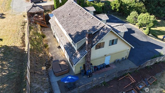 15255 206th Avenue SE, Renton, WA 98059