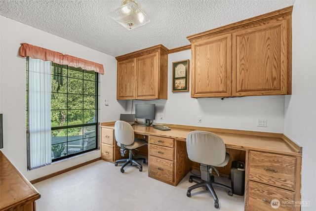 15255 206th Avenue SE, Renton, WA 98059