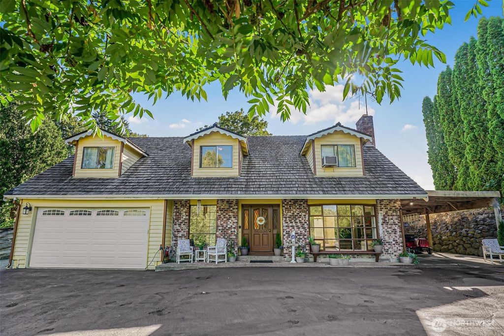 15255 206th Avenue SE, Renton, WA 98059