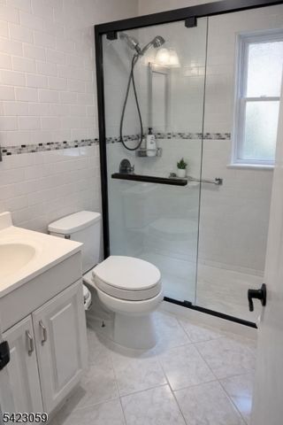 3 Spalding Dr, Livingston Twp., NJ 07039