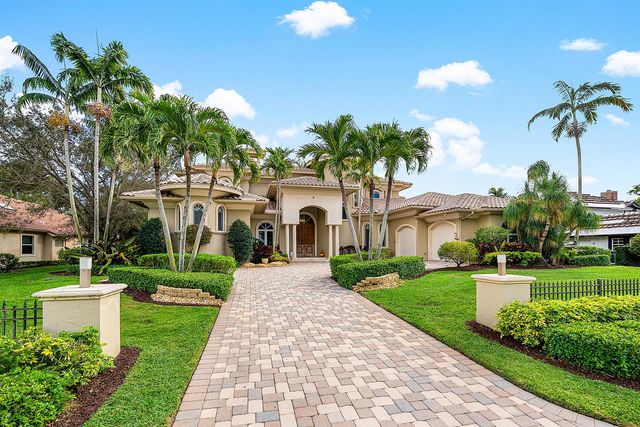4304 Saint Andrews Drive, Boynton Beach, FL 33436