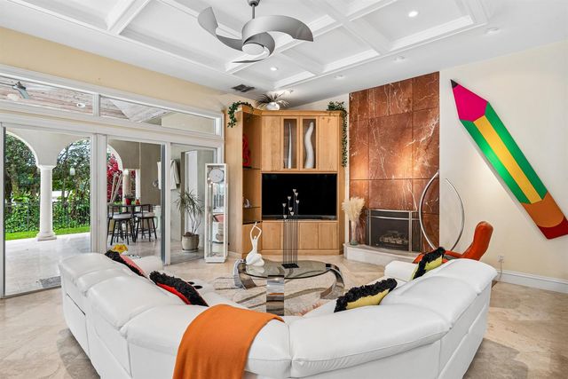 4304 Saint Andrews Drive, Boynton Beach, FL 33436