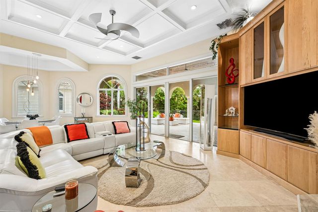 4304 Saint Andrews Drive, Boynton Beach, FL 33436