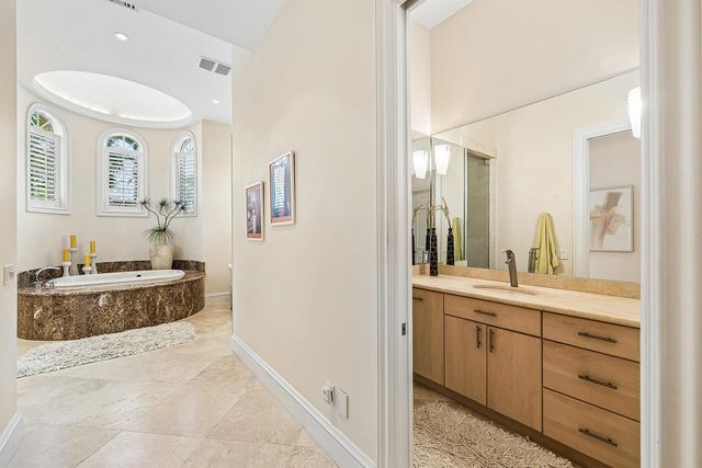 4304 Saint Andrews Drive, Boynton Beach, FL 33436