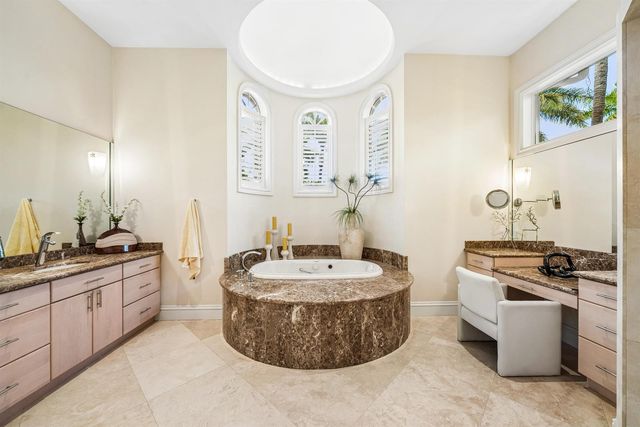 4304 Saint Andrews Drive, Boynton Beach, FL 33436