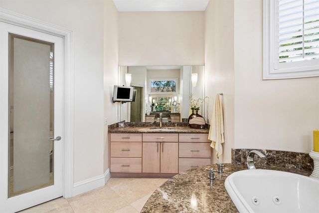 4304 Saint Andrews Drive, Boynton Beach, FL 33436