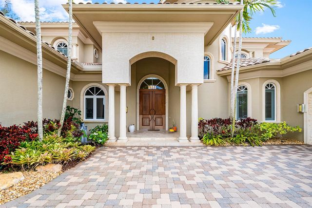 4304 Saint Andrews Drive, Boynton Beach, FL 33436