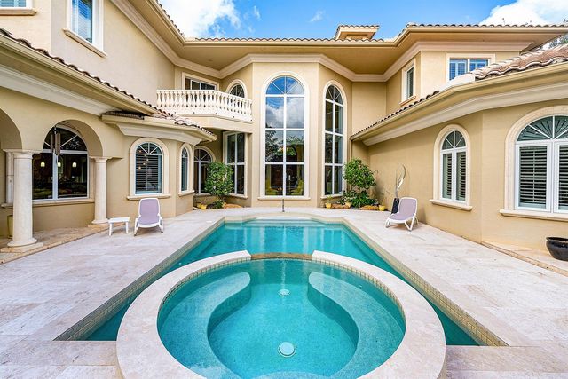4304 Saint Andrews Drive, Boynton Beach, FL 33436