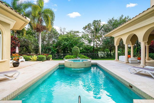 4304 Saint Andrews Drive, Boynton Beach, FL 33436