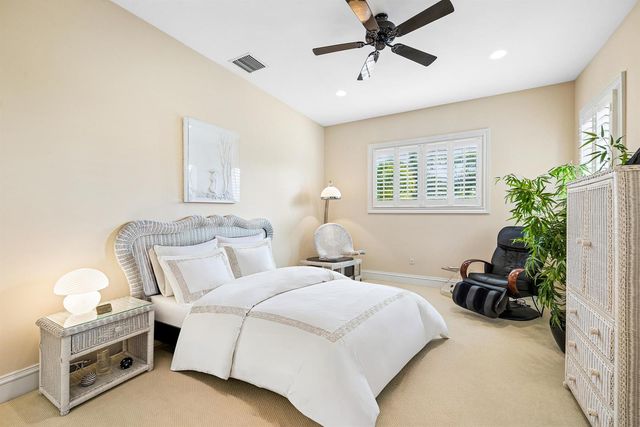 4304 Saint Andrews Drive, Boynton Beach, FL 33436