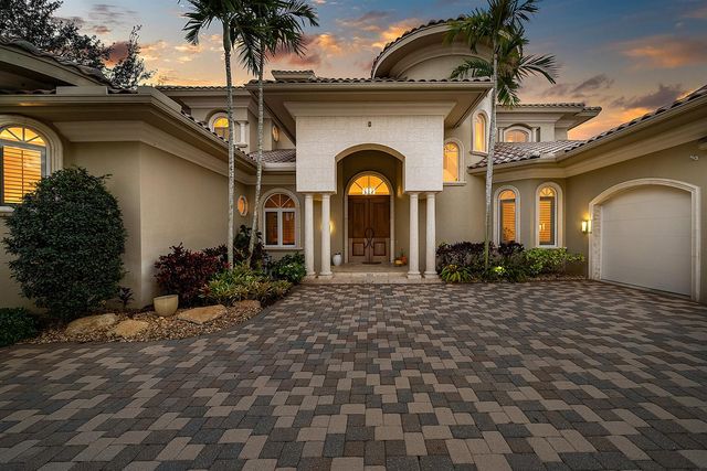 4304 Saint Andrews Drive, Boynton Beach, FL 33436