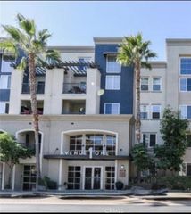 2324 Scholarship, Irvine, CA 92612