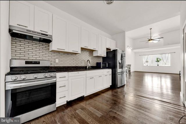 1635 N 33RD ST, Philadelphia, PA 19121