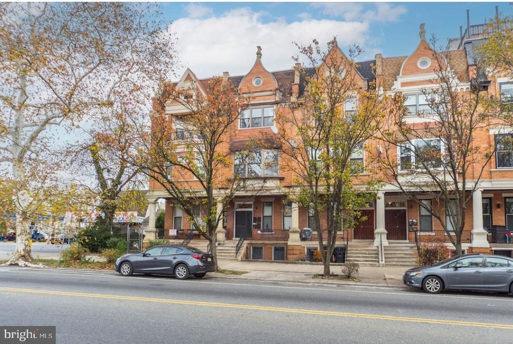 1635 N 33RD ST, Philadelphia, PA 19121