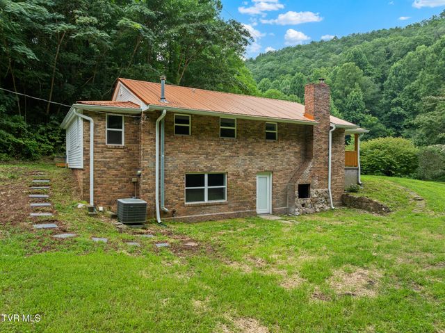 129 Johnson Road, Rogersville, TN 37857