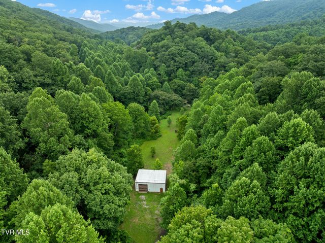 129 Johnson Road, Rogersville, TN 37857
