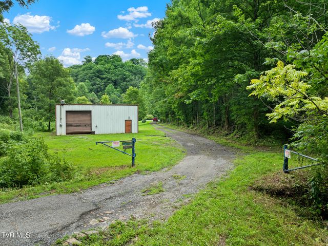 129 Johnson Road, Rogersville, TN 37857