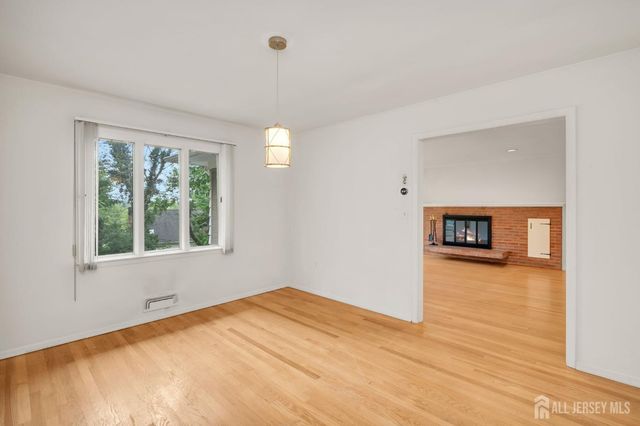 1 Wakefield Lane, Piscataway, NJ 08854
