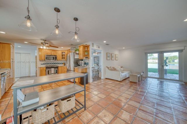 12620 SW 114th Ave, Miami, FL 33176