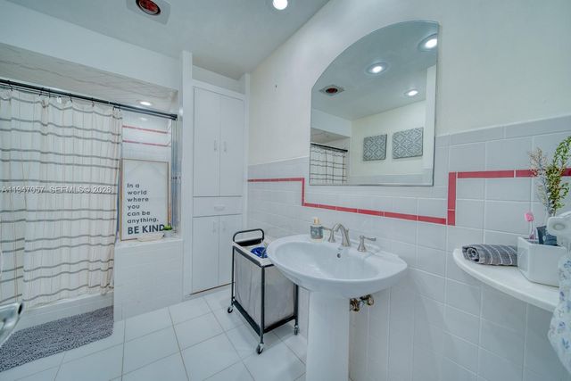 12620 SW 114th Ave, Miami, FL 33176