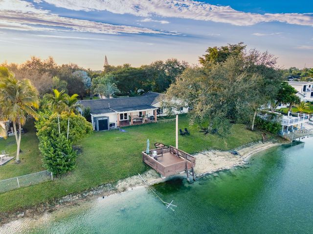 12620 SW 114th Ave, Miami, FL 33176