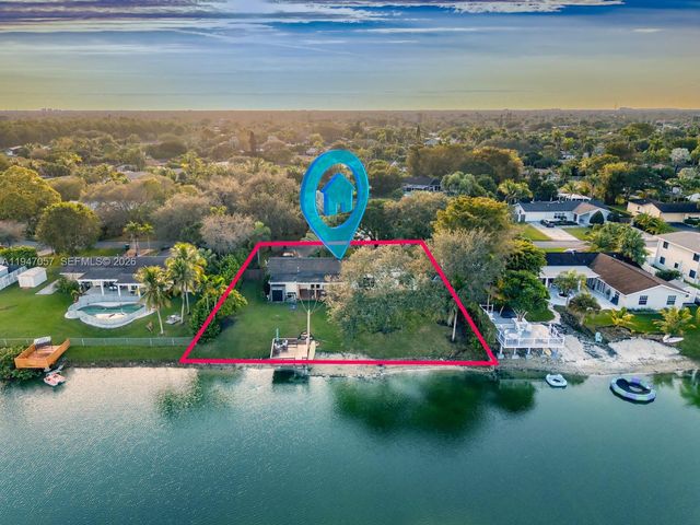 12620 SW 114th Ave, Miami, FL 33176