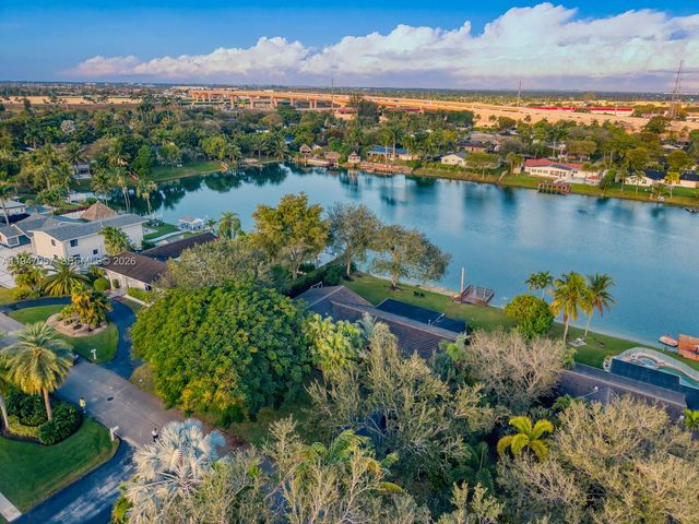 12620 SW 114th Ave, Miami, FL 33176