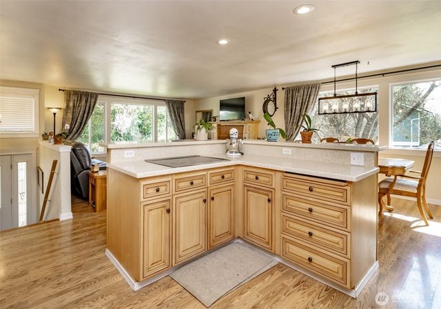 116 Hillcrest Drive, Elma, WA 98541