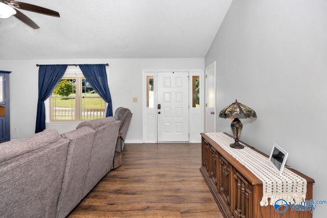 115 Season Lane, Huntsville, AL 35811