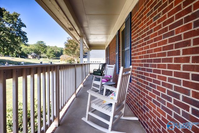 115 Season Lane, Huntsville, AL 35811