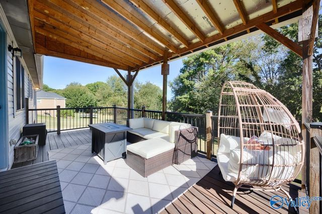 115 Season Lane, Huntsville, AL 35811