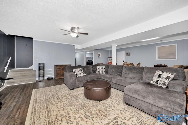 115 Season Lane, Huntsville, AL 35811
