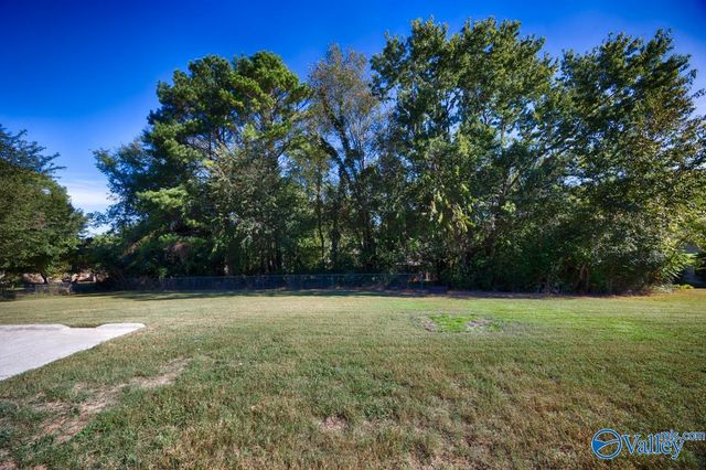 115 Season Lane, Huntsville, AL 35811