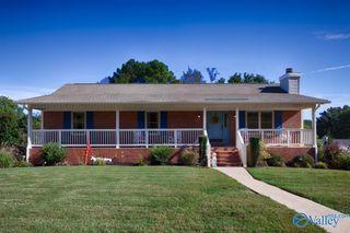 115 Season Lane, Huntsville, AL 35811