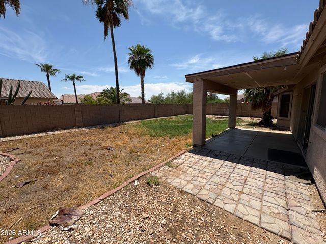 13303 W Desert Rock Drive, Surprise, AZ 85374