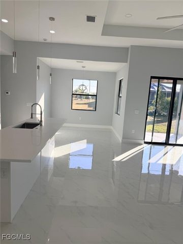 313 EL DORADO BLVD N, Cape Coral, FL 33993