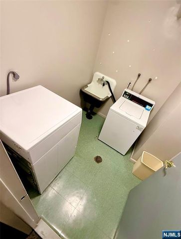 307 Prospect Avenue 4D, Hackensack, NJ 07601